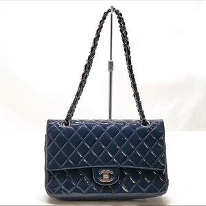 CHANEL Dark Blue patent leather medium double flap